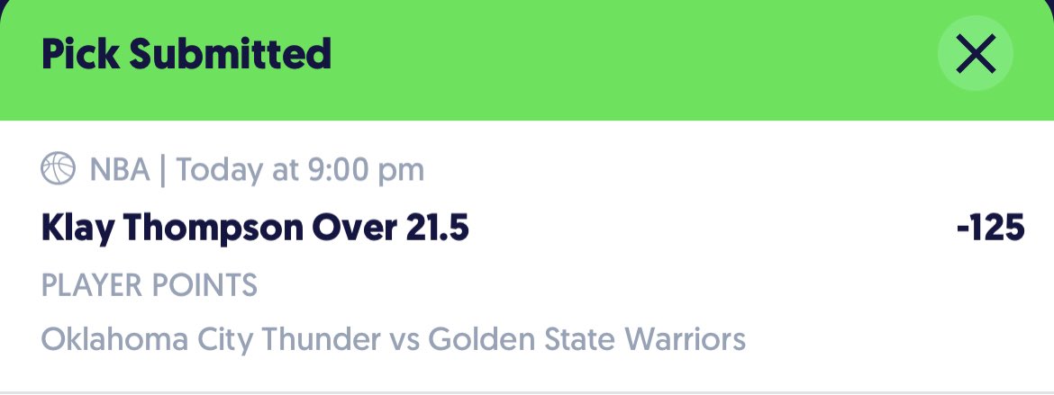 Nico3levated's tweet photo. 🚨 11/16 Slate🚨

*Straight Bets*

🏒Lighting/BlackHawks o6.5 (-127) 
🏒Devils/Penguins o6.5 (-130) 
🏀K. Thompson o21.5 PTS (-125) 
🏀Jimmy Butler u34.5 PRA (-154)

new day, new opportunity to build the 
bankroll 🏦 🍀

#GamblingX 
#NHL
#NBA https://t.co/UrlVvttKTq