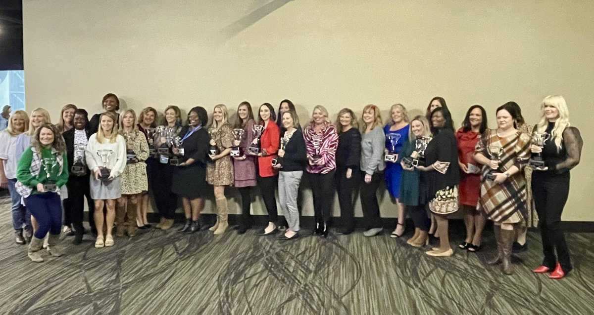 SaralandSchools's tweet image. It’s a BIG day for the Spartans! Not one, not two, but ALL FOUR of SCS’s school counseling programs are Program of Distinction recipients. SCS is now one of two districts in THE STATE with all school counseling programs being recognized with this honor by @AlabamaSCA.