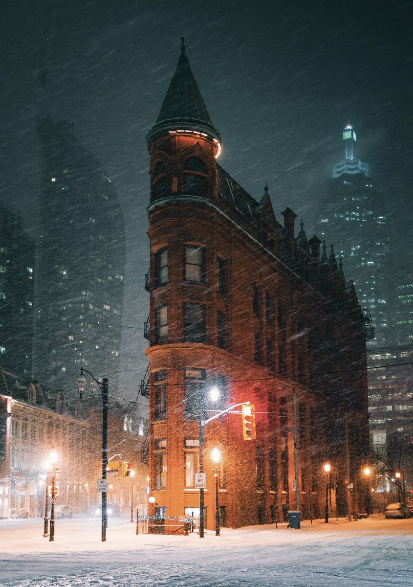 boravsbora's tweet photo. poetic snowstorms… https://t.co/SwasCzhrLU