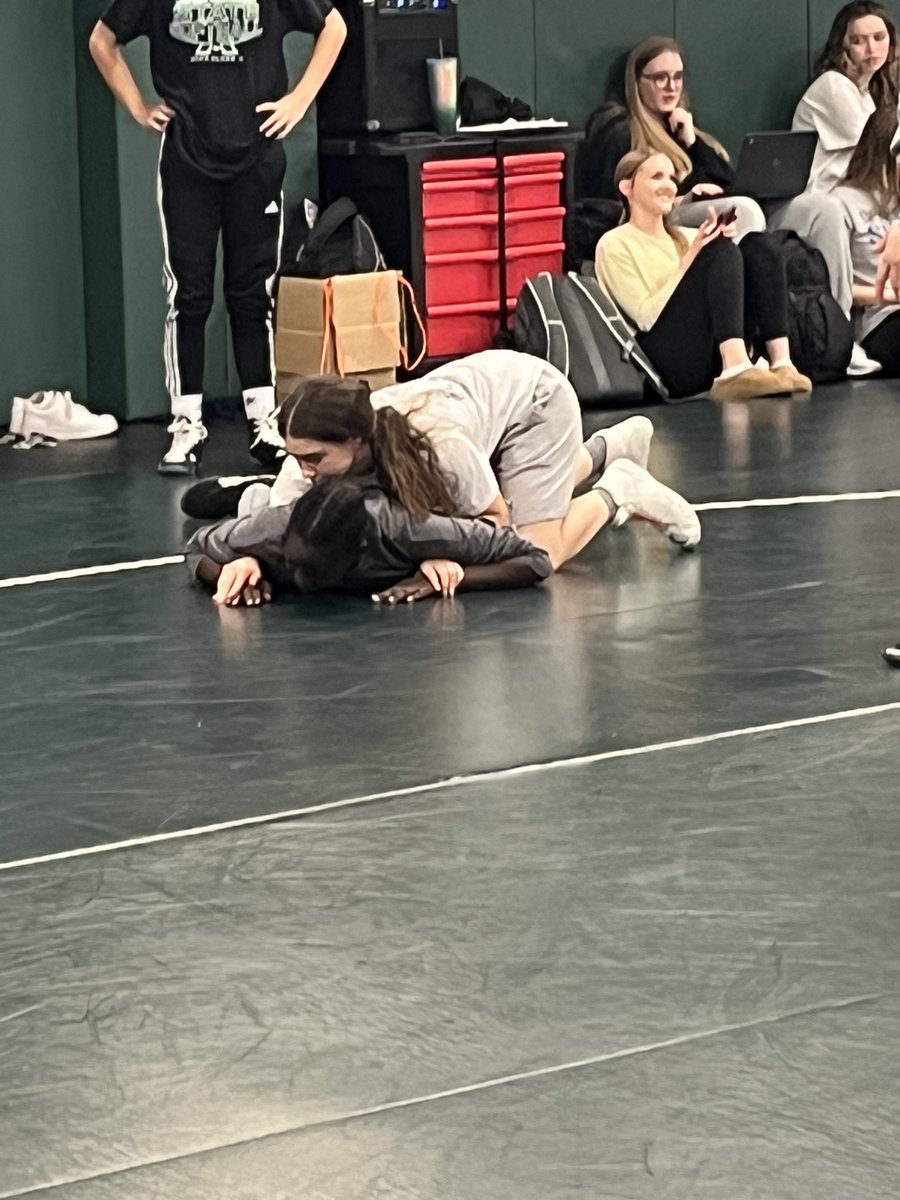 LPSAthletics's tweet photo. LSW wrestlers are takin’ it to the mat for 23-24. #GOLSW #GOLPS #GETINVOLVED https://t.co/oWWg7Ui7DH