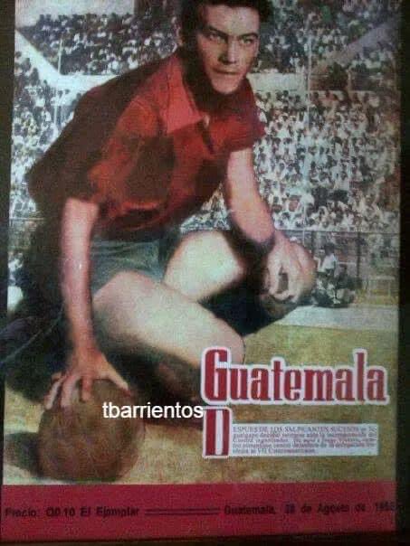 “Un hombre rubio, alto, con estampa europea que acariciaba la pelota cuando la tenía en los pies. Alguien que probó por mucho tiempo la victoria y la fama.”
Hasta pronto mi tanque 🕊️❤️