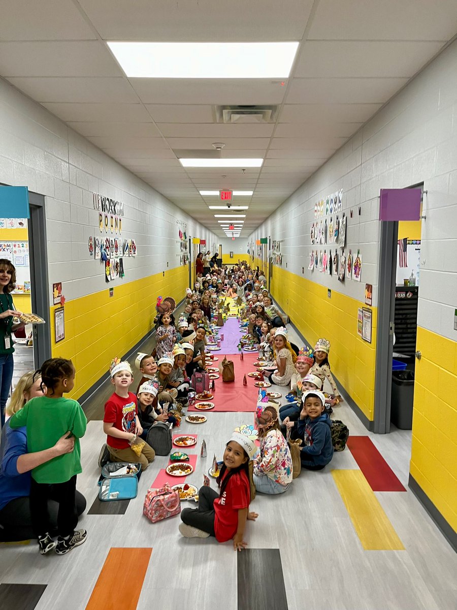 3rd annual kindergarten Friendsgiving at <a href="/plainviewElem/">Plainview Elementary School</a>!
