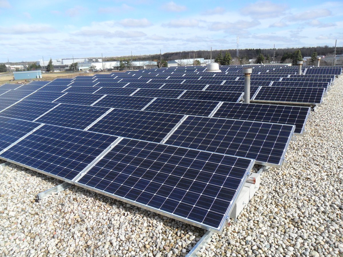 In 2017, we installed a 100kW system on the roof of Oskam Welding &amp; Machine, a custom metal fabricator in Guelph, Ontario.
Learn more: cedco-op.com/contact-us/

#divest #invest #community #projects #fossilfuels #communityprojects #sustainability #renewables #solarenergy