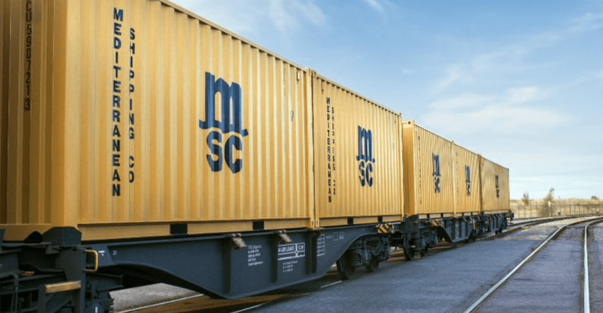 container_news's tweet photo. MSC, FS to strengthen Italian rail network and build new terminals through new company

#FSItalianeGroup #MEDLOG #MercitaliaLogistics #MSC

 https://t.co/CsDRriKGIQ https://t.co/w3f9pzLGaW
