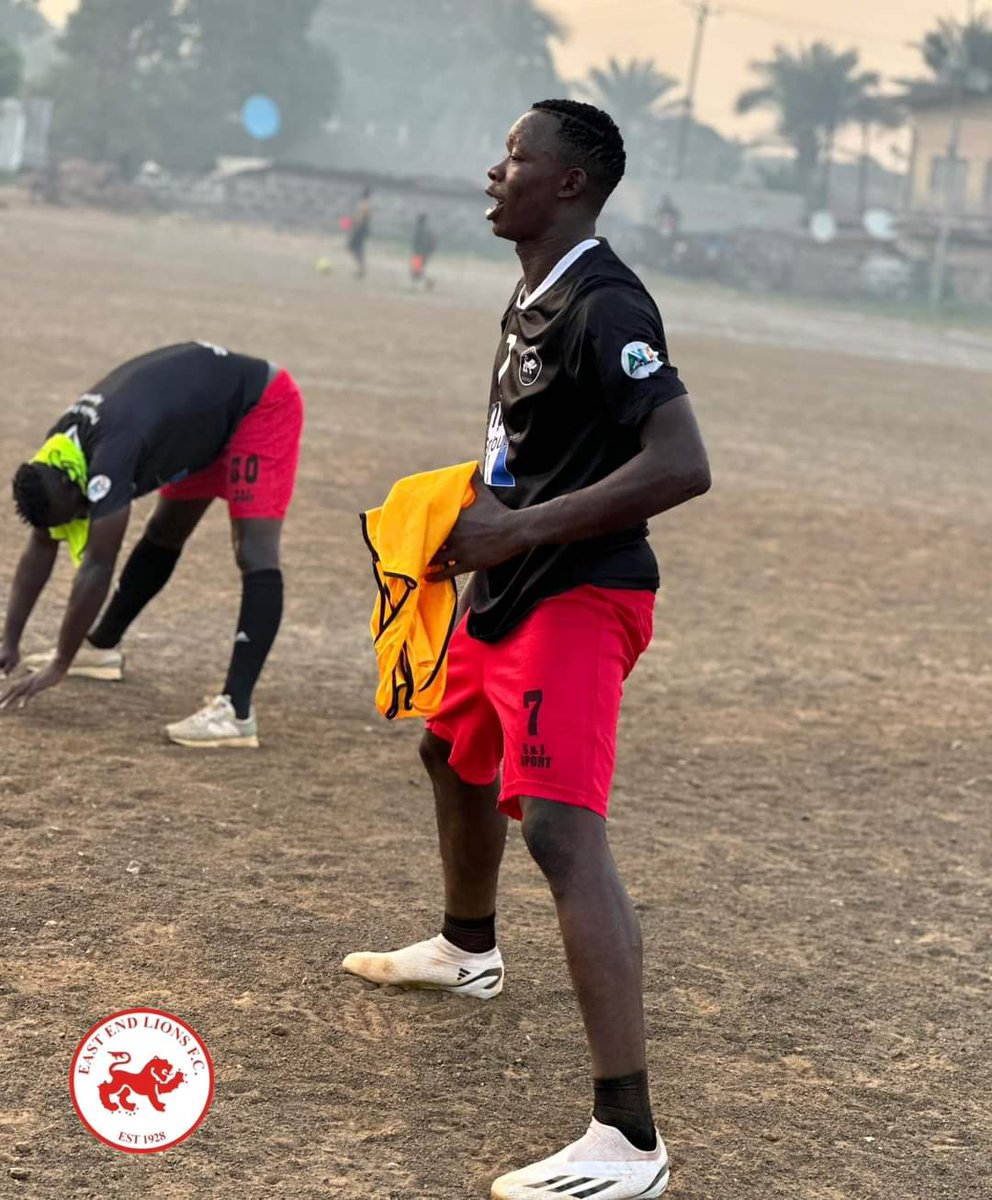 EELions's tweet image. The training ground was ablaze with determination today! The boys are not just ready; they're fueled with passion and commitment. Brace yourselves for the dawn of a new era at East End Lions Football Club!  #NewEra #theKillers #TrainingGrind