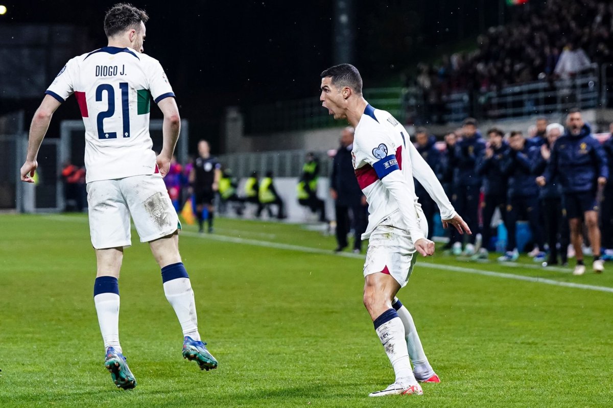 MousaQi's tweet photo. Cristiano Ronaldo ๐๐ต๐น
#LIEPOR https://t.co/2iHEICUw00