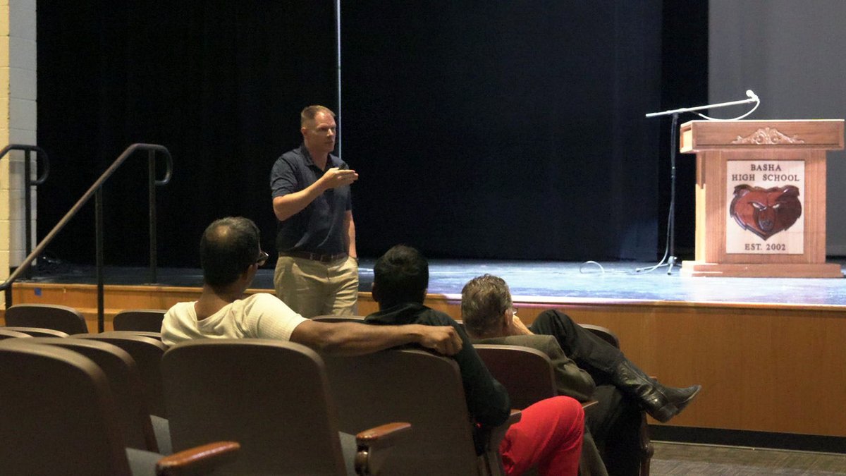 ChandlerUnified's tweet image. Did you know we have a Cyber Security program at CUSD? Students get real-world experience immersed in the latest technology and build early careers in the industry. Visit cusd80.com/CTEC for more information. #WeAreChandlerUnified @CTECUSD @bashabearnation @CHSWolvesAZ