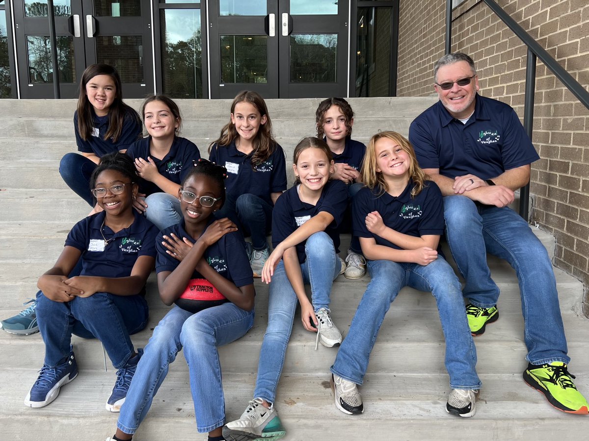 v_musicprogram's tweet photo. Final rehearsal before the District XII Honor Chorus performance tonight at Pebblebrook High School #SOARon #CobbPerforms https://t.co/aX4J5BRtyu