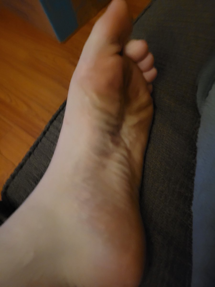 SoleToeSmith's tweet photo. #FootLove #footfetish #feet #footfetishnation #toes  #foot  #feetporn #feetlovers #feetworship #feetpics  #barefeet  #barefoot #soles
#feetcontent #FeetFetishCommunity #feetfinder
#feet_lover
#feet_pic #feet_lover https://t.co/oInWJwTw3O