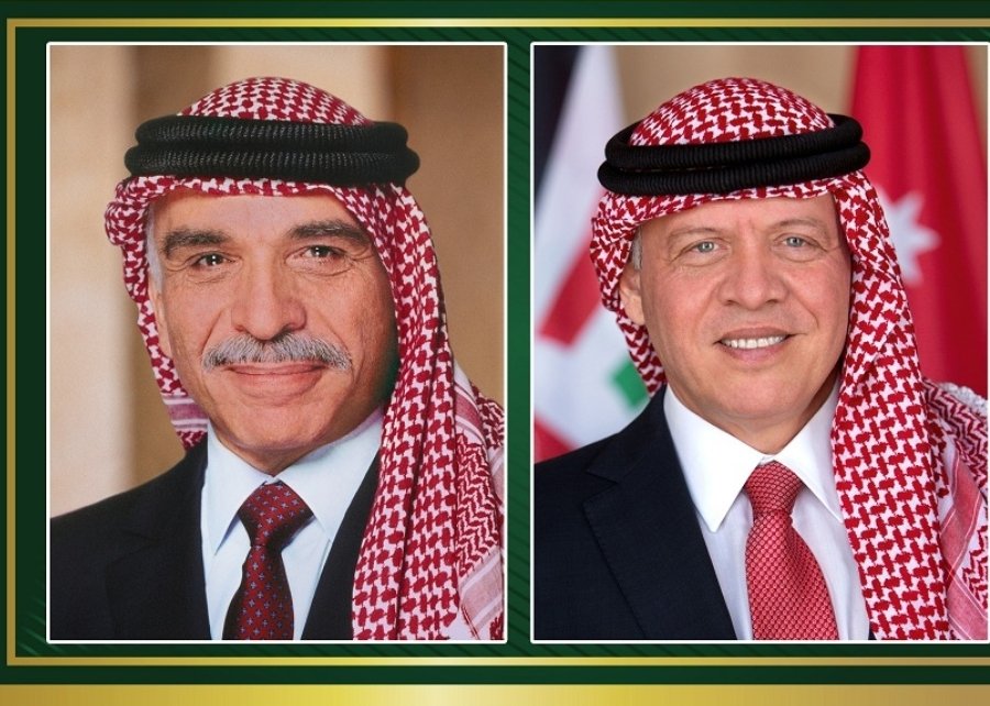 Imadness007's tweet photo. @Simo__Ben الكوفية الحمراء ليست خاصة ببلاد الشام أو شبه الجزيرة العربية. الكوفية الحمراء كذالك تشمل ثقافة حوض الأردن، و فلسطين ضمن هذا المجال الجغرافي و الثقافي. https://t.co/NtIaEmetK1
