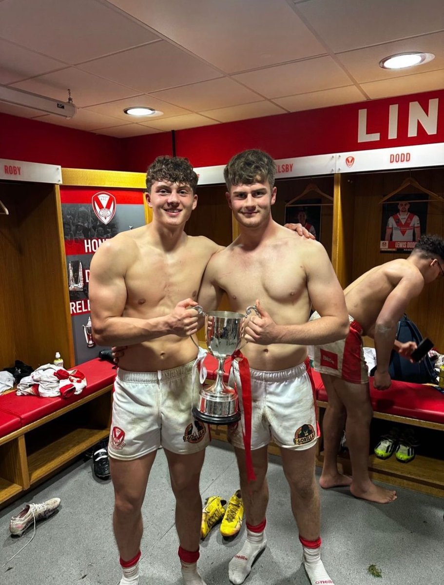 rugbyinthebuff's tweet photo. St Helens 😍😍 https://t.co/AXyXtYH4kb