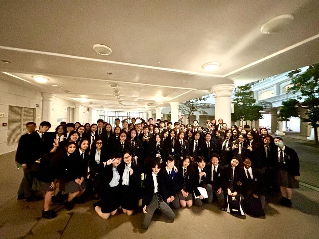 Our first GCSE &amp; A Level trip to the theatre this year! Romeo and Juliet was spectacular. #EducationMatters #thankfulfortheatre <a href="/Harrow_HK/">Harrow International School Hong Kong</a> <a href="/HarrowHKEng/">HarrowHK English</a> <a href="/ActionToTheWord/">Action To The Word</a>