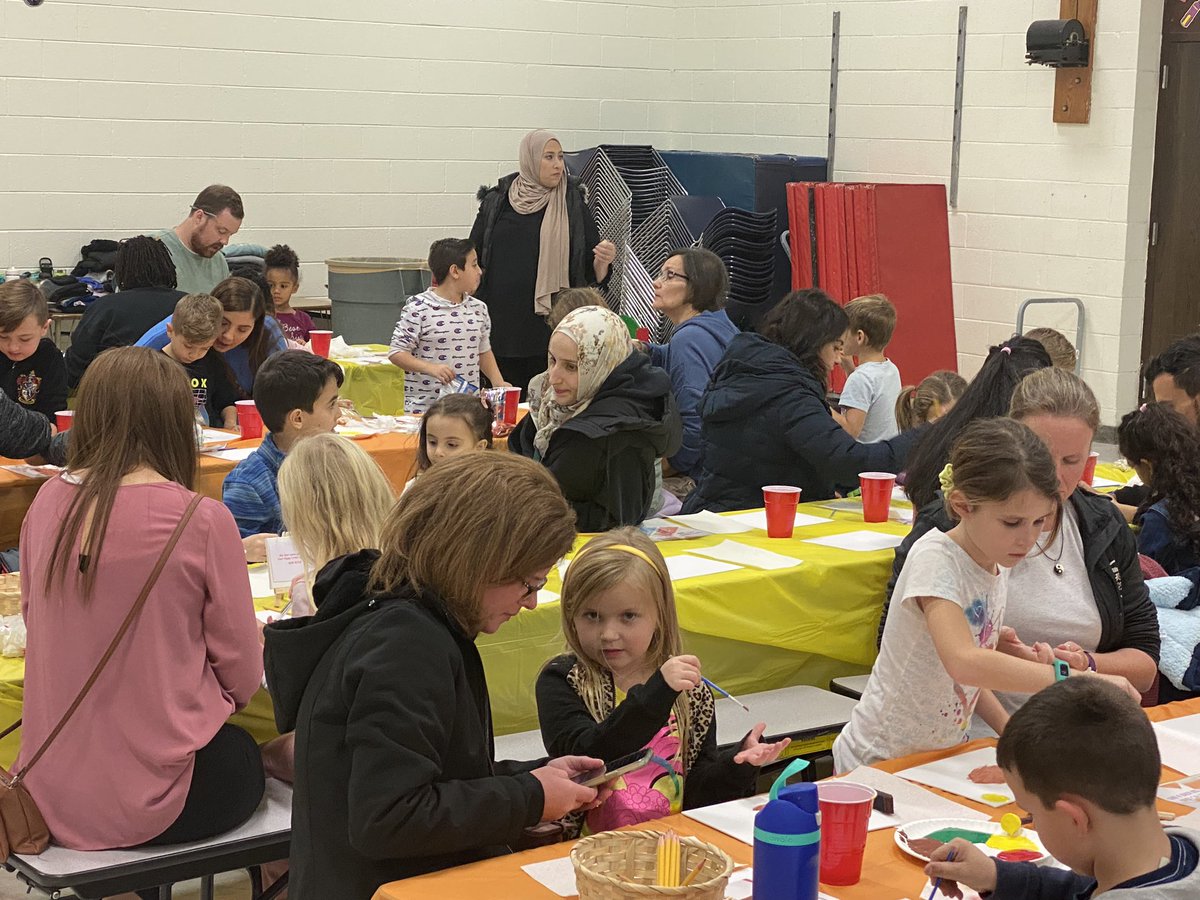 NightingaleJeff's tweet photo. Our first Prairie Paint and Sip event! Thank you PFE for planning and organizing! #prairierocks #osd135 #prairiepfe https://t.co/3DkjskK1Vt