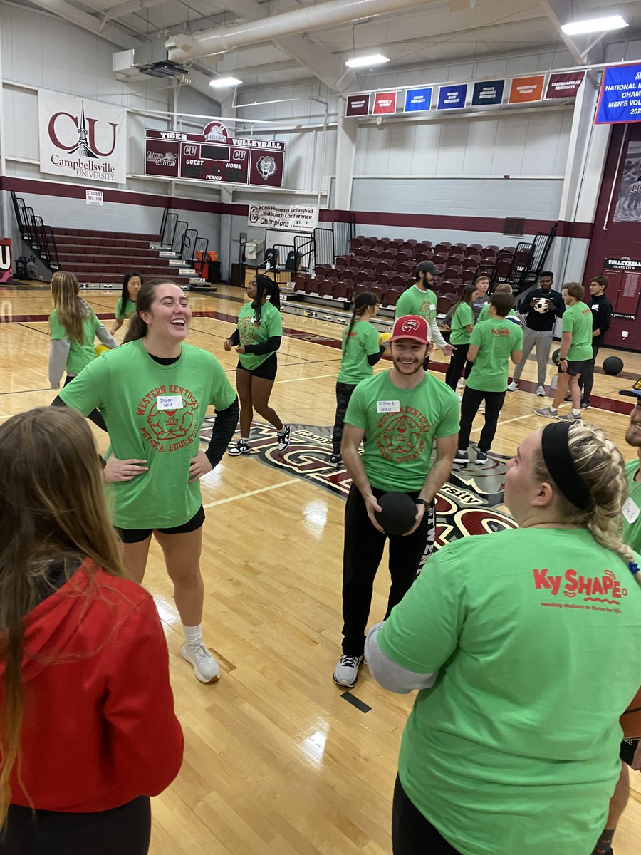 PhysicalWku's tweet photo. More pics from KY SHAPE this week! Way to go WKU PE! https://t.co/NsBMnlZypO