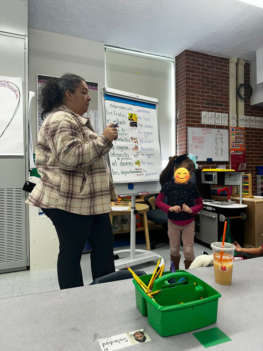 BilingualCDiaz's tweet image. KM han estado aprendiendo sobre el supermercado y ahora they know words about the supermarket in both languages. Can’t wait to see them using their new words while at the store! #TheBridge #bsdbiliteracy #teampershing #d100inspires #d100inspira @TeachStrategies