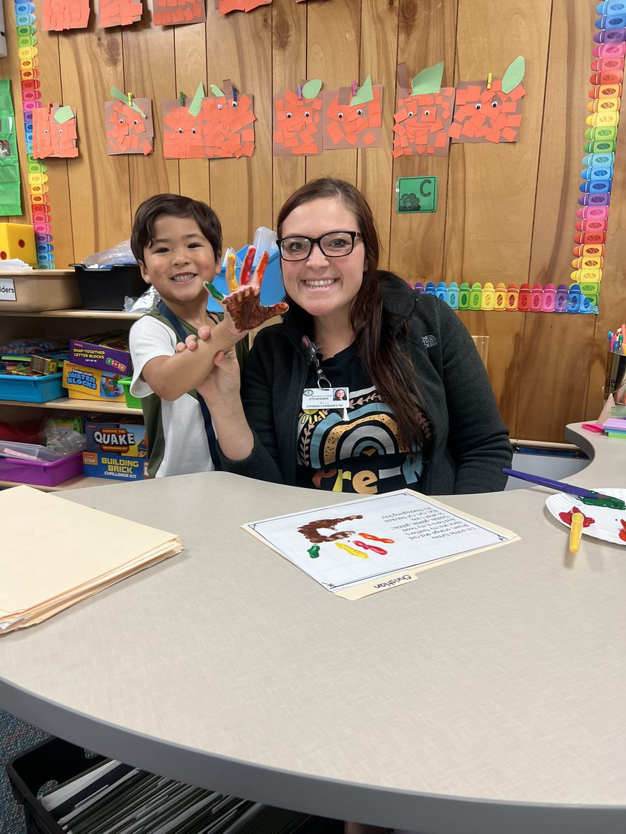 Mrs_Stevenson23's tweet photo. We made the cutest little Turkey handprints๐ฆ๐ @WarnerCFISD #PreKFun #TurkeyHands #November #art #WarnerWolves #Thanksgiving https://t.co/EGYNKHdhbb