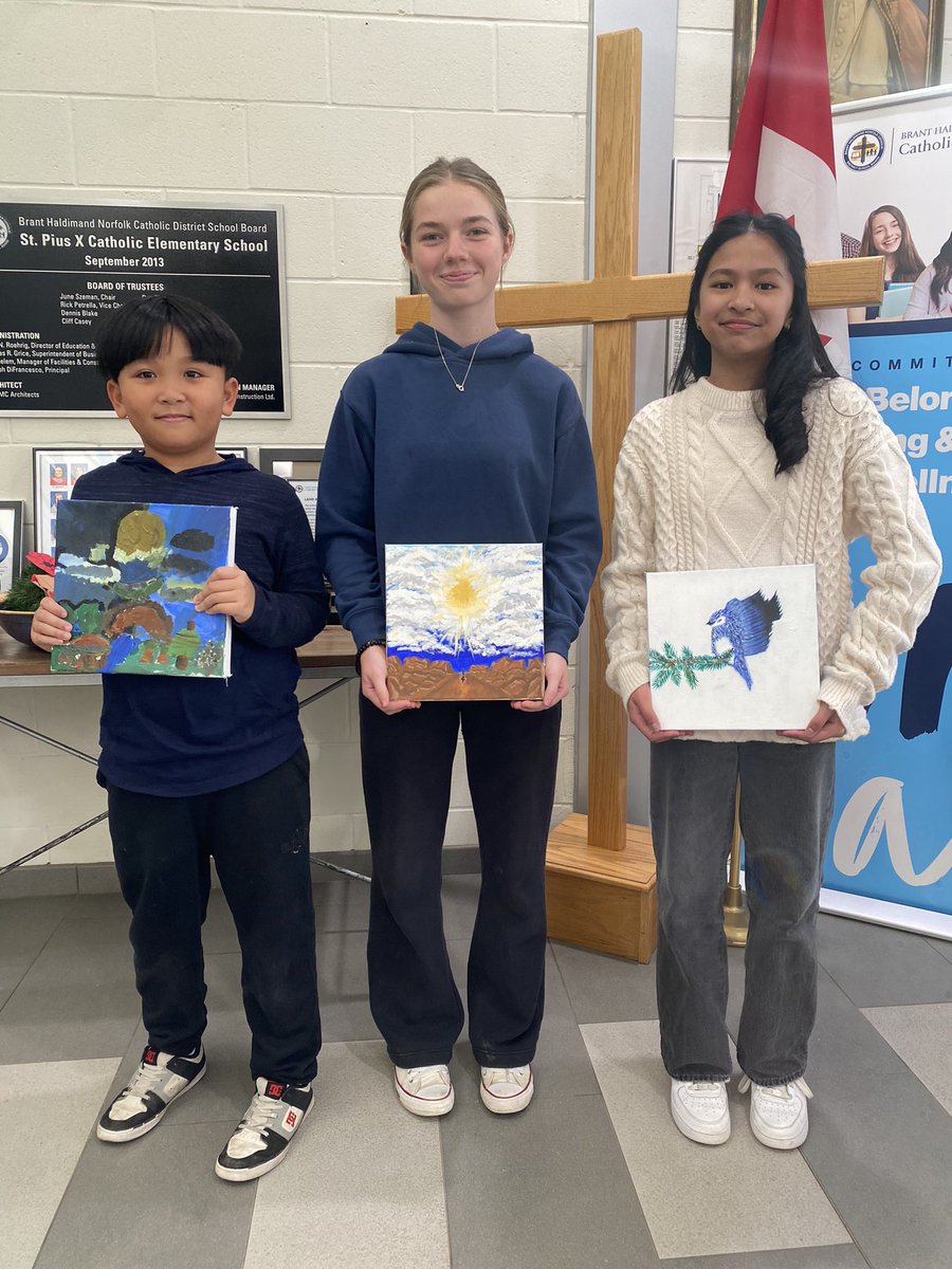 piustitans's tweet photo. Our student artists have completed their pieces for  @ARTSbhncdsb upcoming Art Show #TheseWallsCanSing https://t.co/0P38z9T8wm