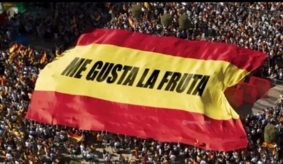 Mazzinguerzett1's tweet photo. RT si te gusta la fruta. https://t.co/hfRK28CKmZ