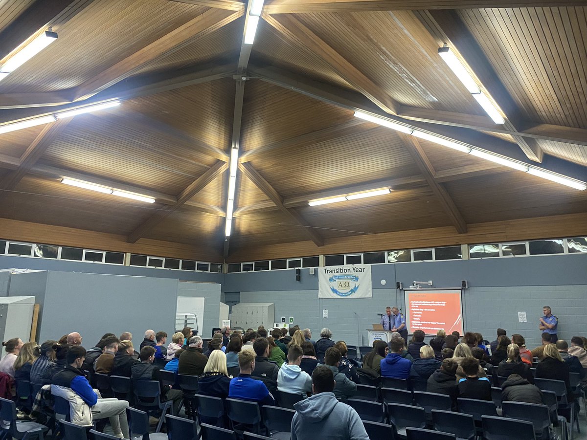 Tonight’s talk with <a href="/GardaTraffic/">An Garda Síochána</a> <a href="/gardainfo/">Garda Info</a> and <a href="/cbsdungarvan/">dungarvan cbs</a> with, Teachers, parents, students.  Anyone interested in a talk to students drop a message.