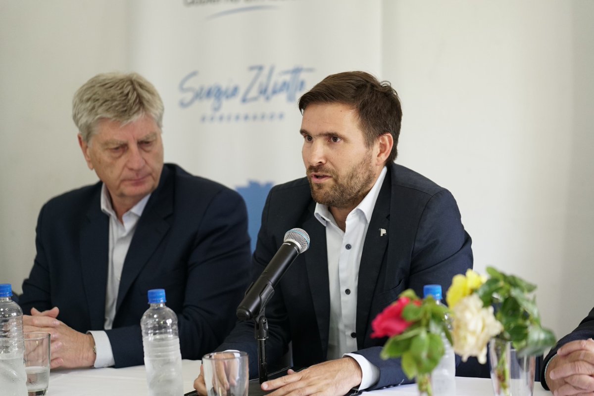 ⚖️ La Ley de Acceso a la Información Pública impulsada por el <a href="/GobiernoLaPampa/">Gobierno de La Pampa</a> permitirá a la ciudadanía solicitar información de manera gratuita y en formatos accesibles. 

Más información 👇🏼👇🏼👇🏼
acortar.link/OJdHSN