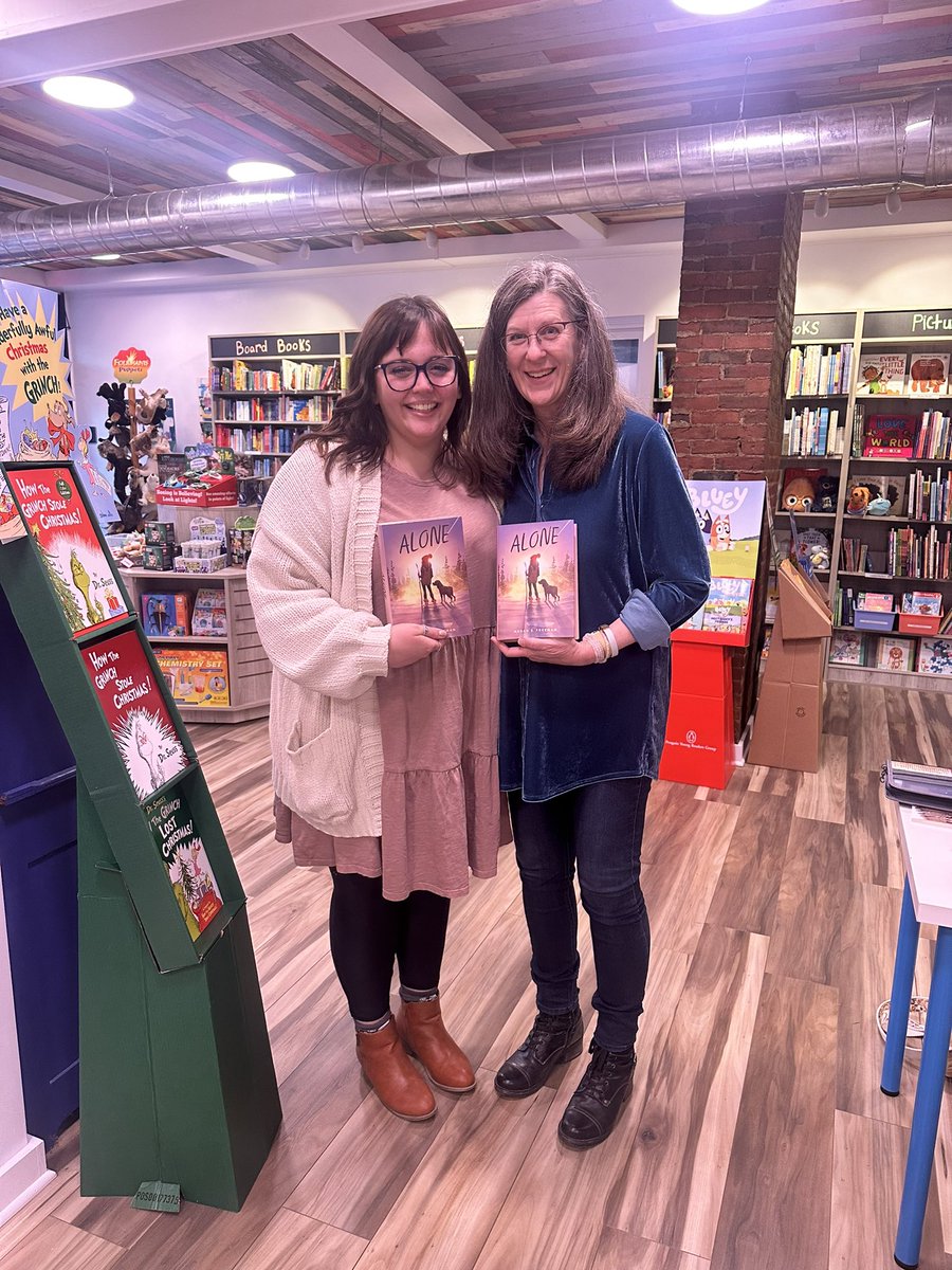 MissJTeaches_'s tweet photo. @meganefreeman is seriously one of the coolest humans I’ve ever met. Thank you for coming to @ncte in Columbus and to our humble Indie bookstore in my hometown 🧡 https://t.co/Xt1pKghmJa