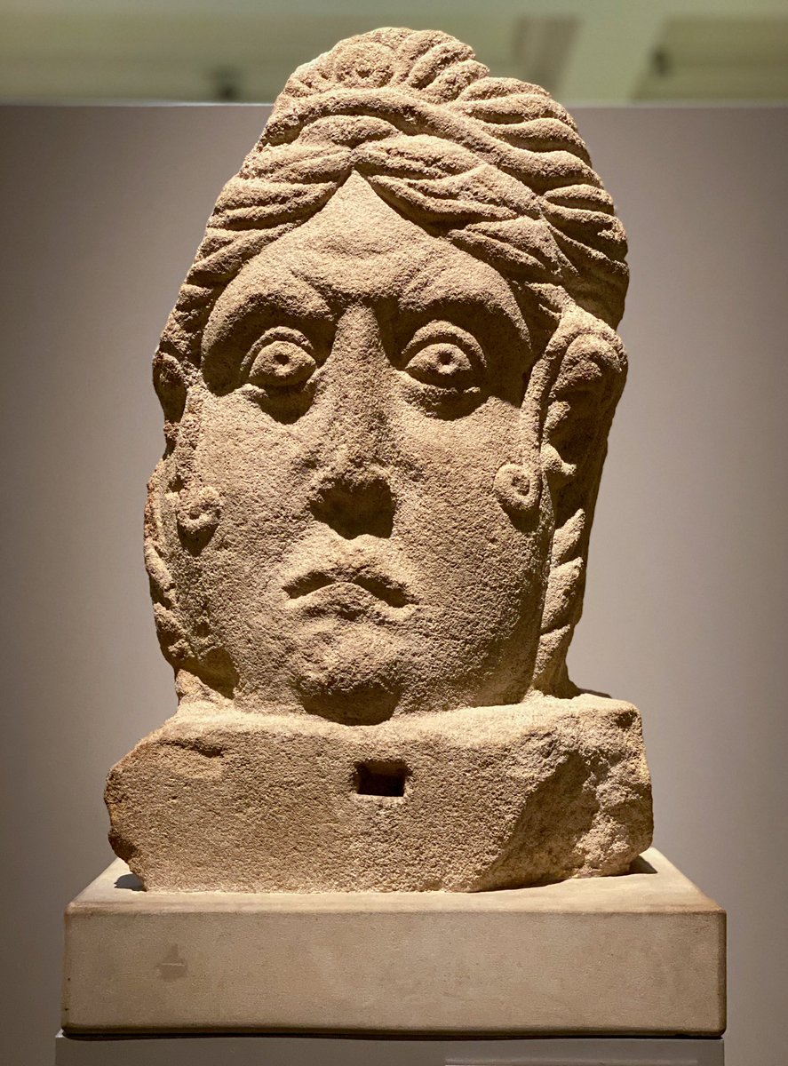 This ancient Romano-British head of a woman wearing a diadem is depicting the *exact* same expression I’m currently wearing, after having just canceled my trip to the UK. I love the little ‘kiss curls’ on her cheeks. Towcester, England. #BritishMuseum (1903,1121.1) 📸 my own
