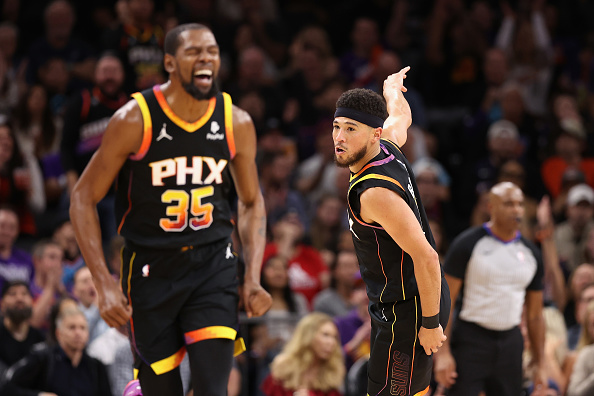 Kevin Durant and Devin Booker have scored 30 points in the same game 6 times as teammates (reg. season & playoffs). That's tied with Steve Nash and Amar'e Stoudemire for 3rd-most by a duo in Suns history. Tonight will only be their 23rd game together.