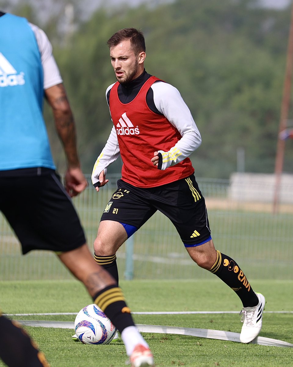 🇲🇽 𝐸𝘶𝑔𝘦𝑛𝘪𝑜 𝑃𝘪𝑧𝘻𝑢𝘵𝑜 2️⃣1️⃣