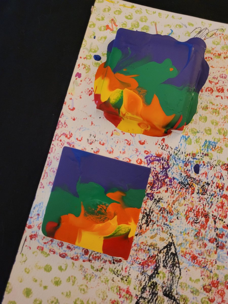 Ashley99169640's tweet photo. You can make anything into art πππ
#tinycanvas #artist #painting #acrylicpainting #ArtistOnTwitter https://t.co/5PeLWoV7hb