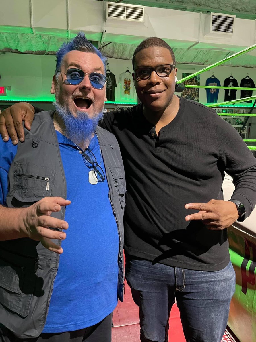 TheRealDTLew's tweet photo. Just me and members of the bWo over the years. 27 years ago today, a revolution started. @BlueMeanieBWO @bWoStevie #HollywoodNova #BigStevieCool #DaBlueGuy #Supernova #StevieRichards #BlueMeanie #ECW #bWo #blueworldorder https://t.co/tJ0wPjv5lV