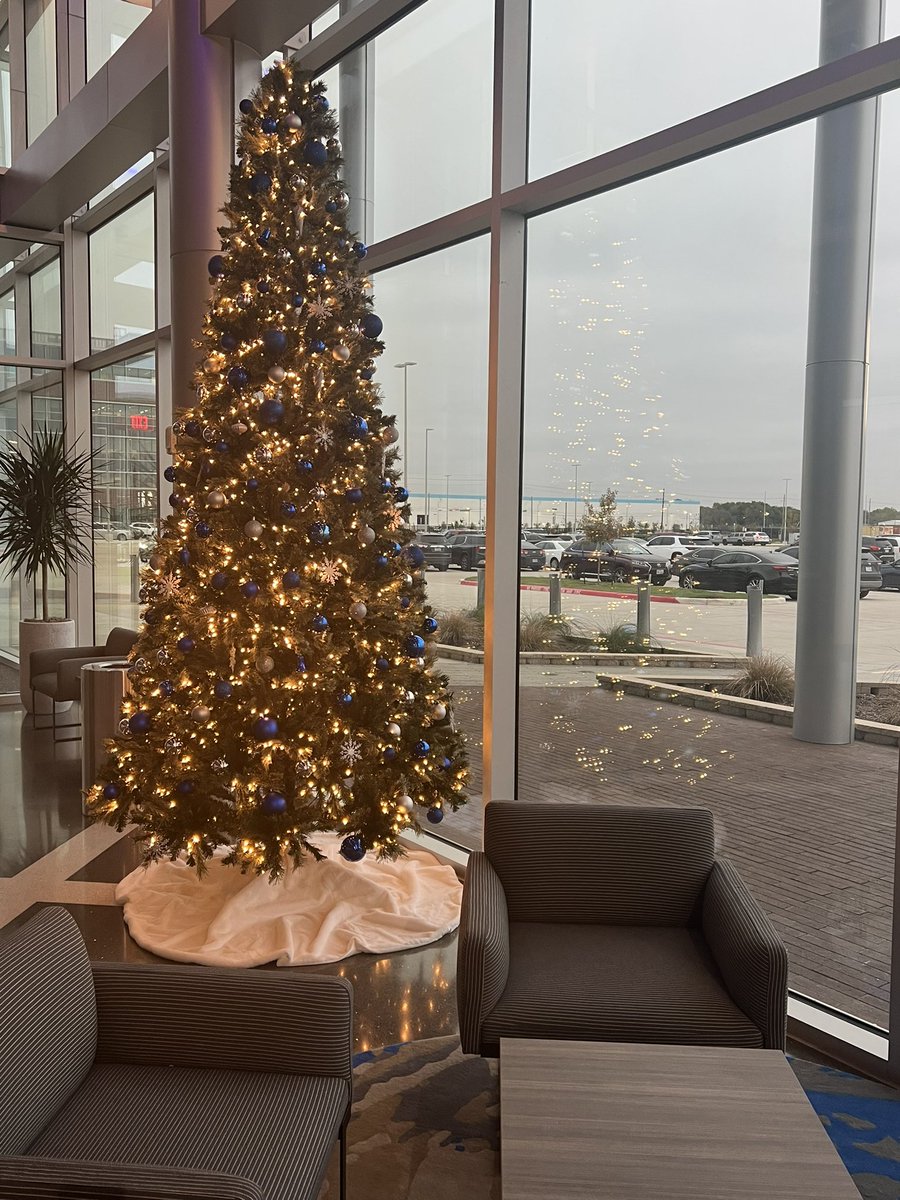 VPACNicole's tweet photo. It’s beginning to look a lot like Christmas at VPAC. https://t.co/ANqr4qCfBY