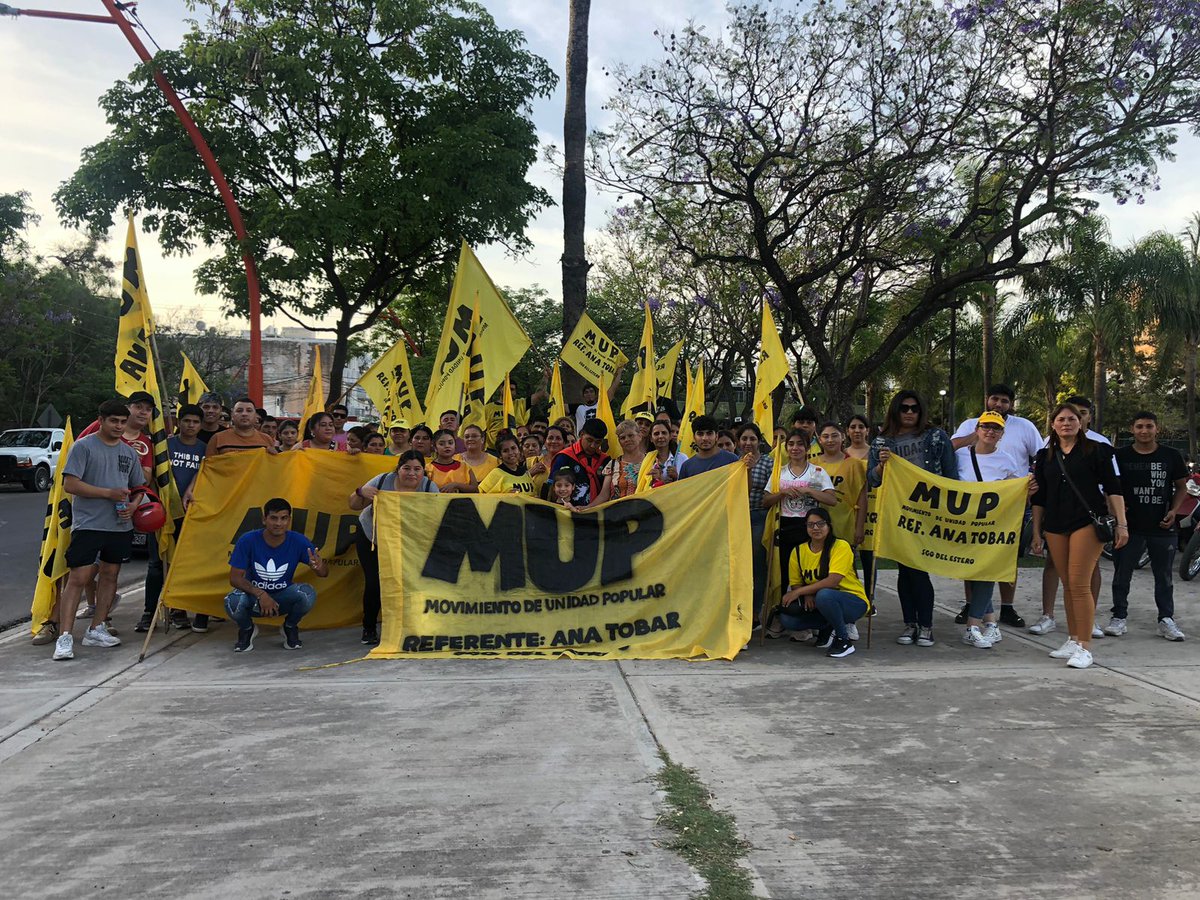 MUPArgentina's tweet photo. ÚLTIMO DÍA DE CAMPAÑA #MassaPresidente 
👉 Intensa campaña militante del MUP en todo el país. Con un gran compromiso y militancia en todas las prov.  secciones elec. de PBA salimos a la calle a transmitir el msj de @SergioMassa @RossiAgustinOk
🇦🇷 Este domingo votemos a la bandera https://t.co/25mTS3yGif