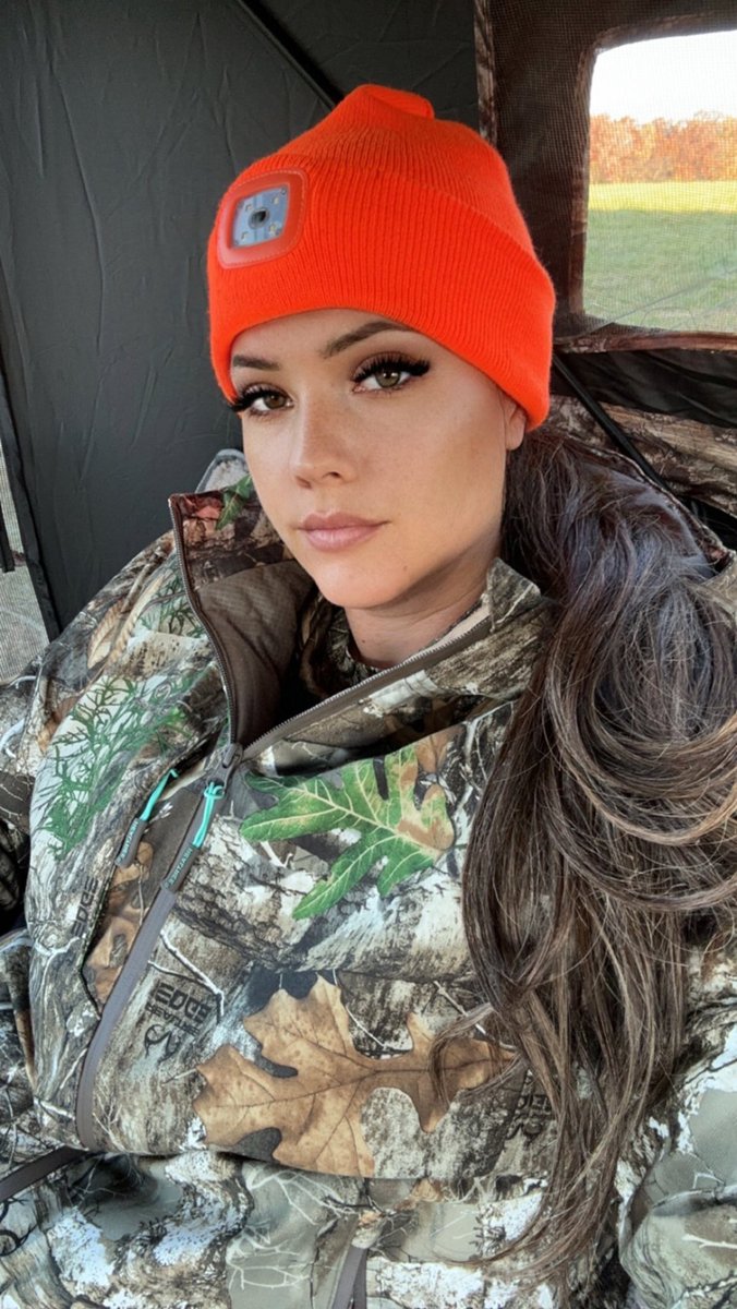 hiddenseraph's tweet photo. Almost to 20k followers 👀 🥹 https://t.co/flT83P9Nq1