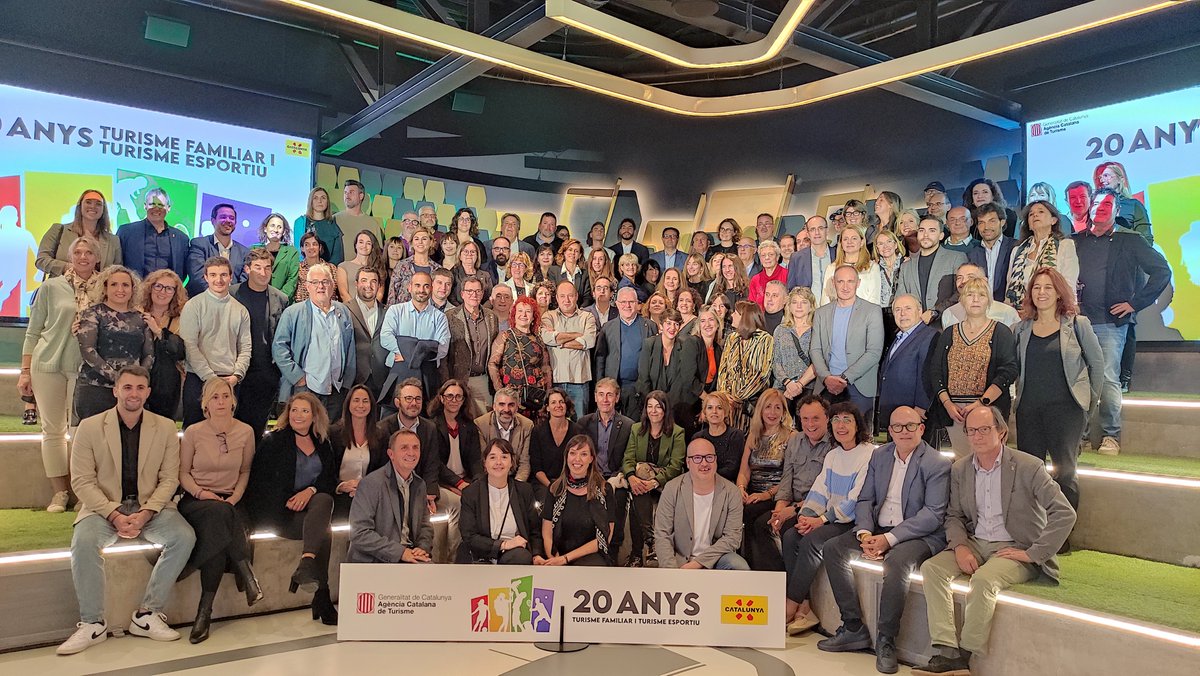 AjuntamentSalou's tweet photo. 🎂L’Agència Catalana de Turisme celebra a #Salou els 20 anys dels seus programes de Turisme familiar i Turisme esportiu
➡️https://t.co/YvXRry4fpE https://t.co/2ZAOiuOUWF