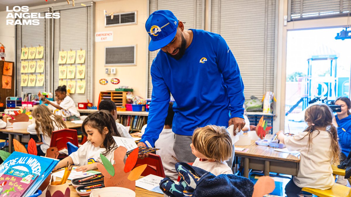 RamsCommunity's tweet photo. For our Military Heroes!🫡

@RamsNFL players + staff attended Calabash Charter Caademy School + Woodlake Elementary School to create holiday cards for Service Members overseas as part of #SaulteToService week.

📸: https://t.co/TI5lKdM6P3 https://t.co/8uiuNbEtIE