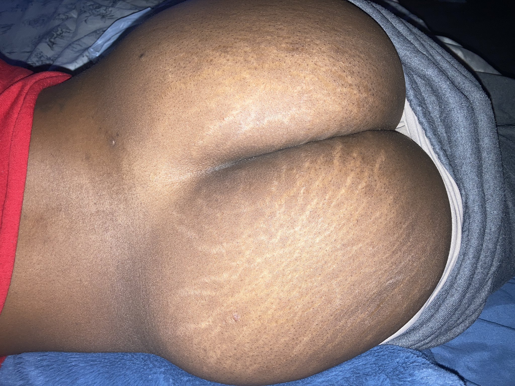 I need a booty rub asap any takers @xxxgawds #FunSize #milf #Ass #Ebony #Munch #Slut #onlyfans #ebony #bbc #cumshots #POV #BbcBreakfast #throatgoat #Creampie #Onlyfans #loyalfans #freepromo #slimthick #Vibes #Anal #OF #Coldplay #leaked #masturbation #bbcpresenter #BACKSHOTS https://t.co/DWUmmIndBi