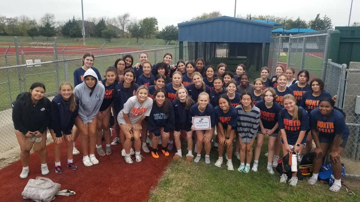 6 weeks in the 📚 s for <a href="/mnhssoccer/">Lance Lovell</a> &amp; we couldn't be more proud of these girls! They put in work everyday and continued to push each other to be the best person and teammate they could be. Big things ahead for this group this year! Congrats to our ⭐ of the year Marybeth!!