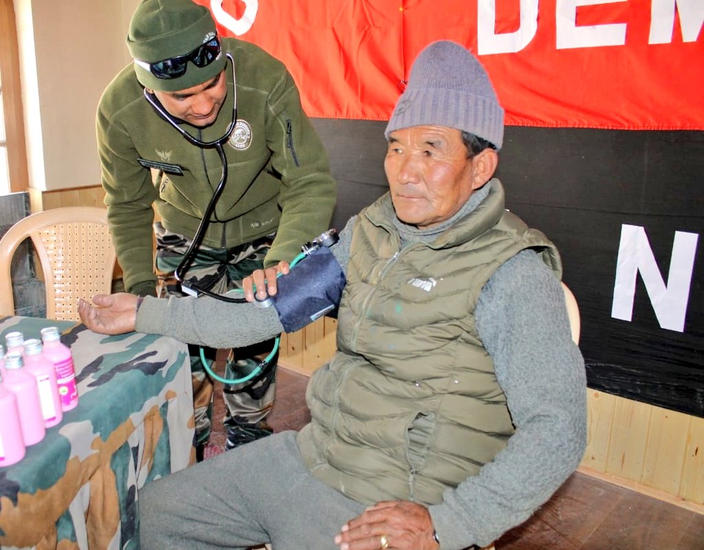 firefurycorps's tweet photo. #OpSadbhavana

Ultimate Force organised #Medical Camp at  #VibrantVillages Koyul and Demchok, #Ladakh. Health checkup was carried out and essential medicines were distributed under the initiative.

@NorthernComd_IA
@lg_ladakh https://t.co/SkGMbpHb9P