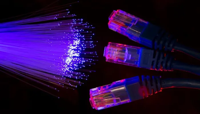 venkatakeerthi8's tweet photo. China Launches The Fastest Internet In The World With A 1.2 Terabit Per Second Link

#China #networks #transferdata #internet #business #stocktrading #ElectricCars #fibercables #semiconductors #internetspeed @TycoonStoryCo @tycoonstory2020 @Huawei 

https://t.co/ZJeJi8pvRR https://t.co/ddpPhH1l0q