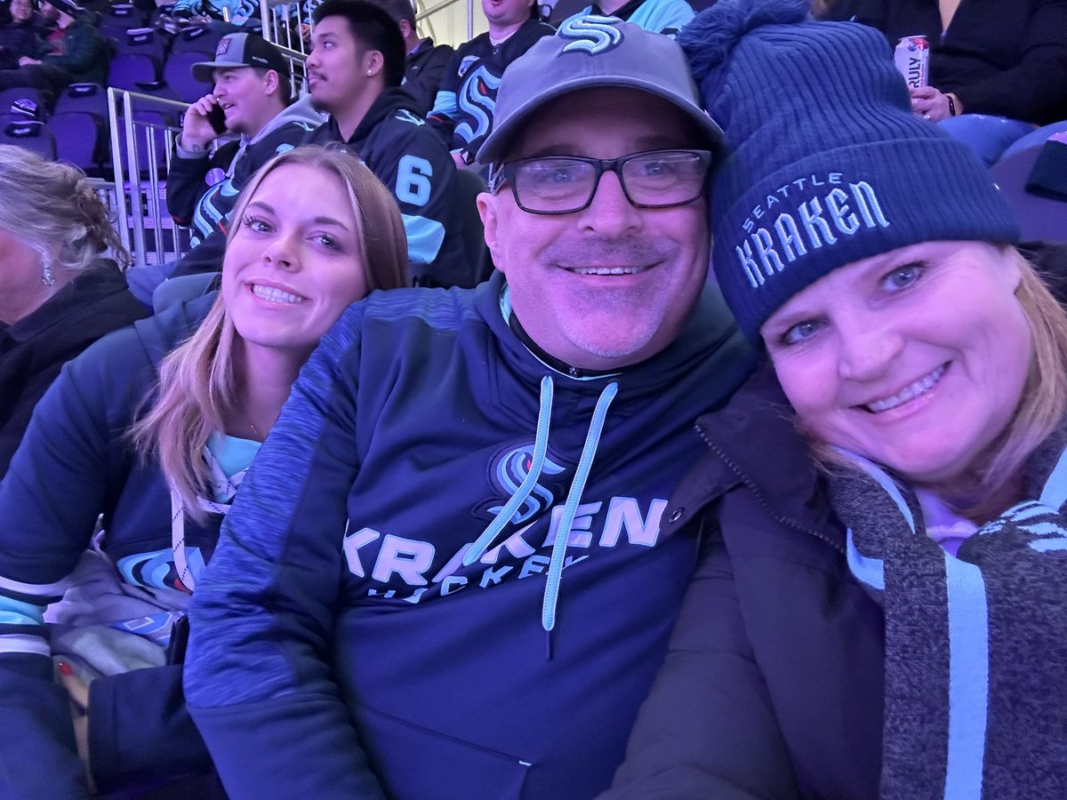 whitneyferguson's tweet photo. Happy Birthday, Greg! #kraken #krakenhockeyfightscancer https://t.co/joE15nSAMg