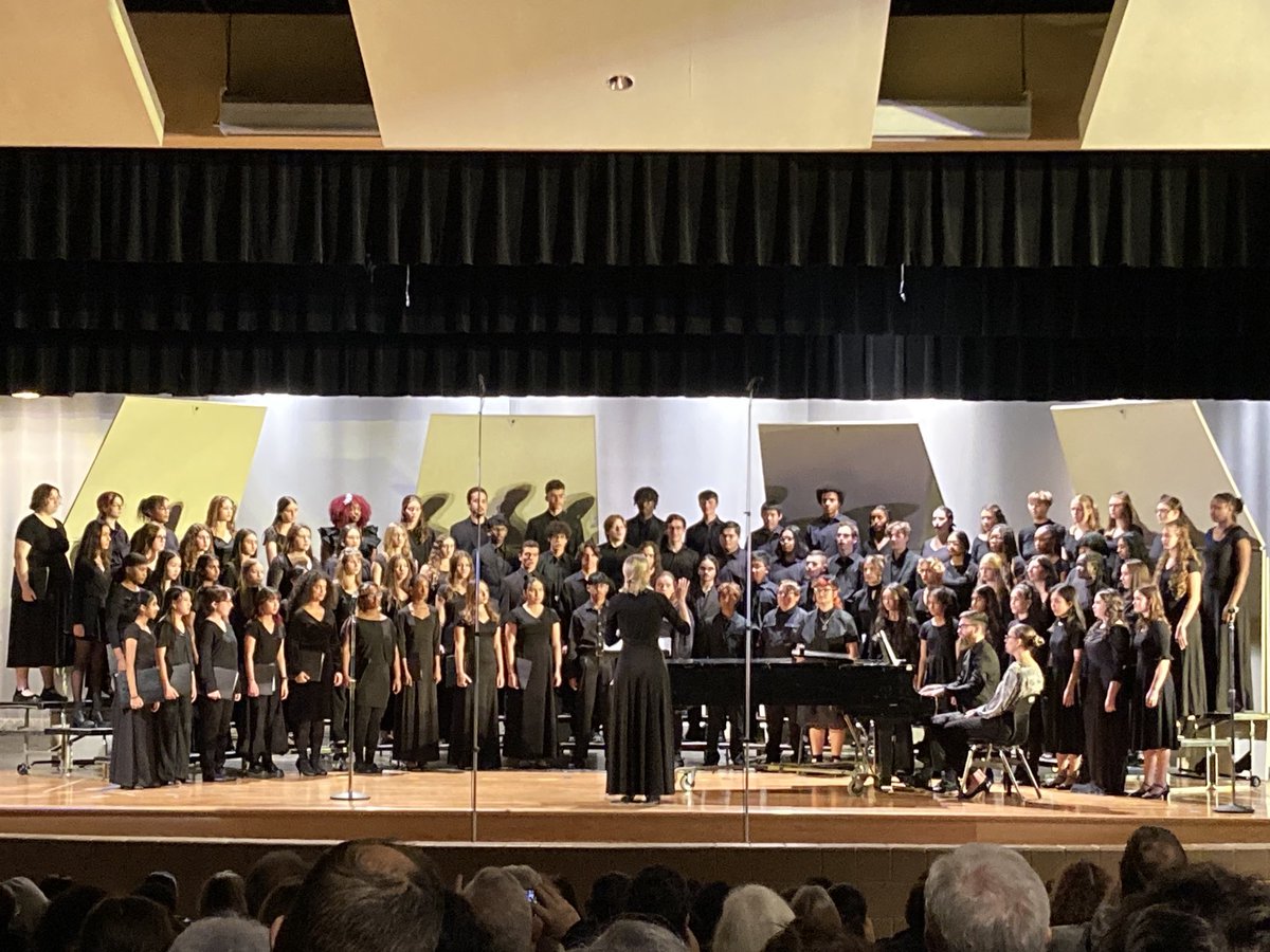 DHS Music News tweet media