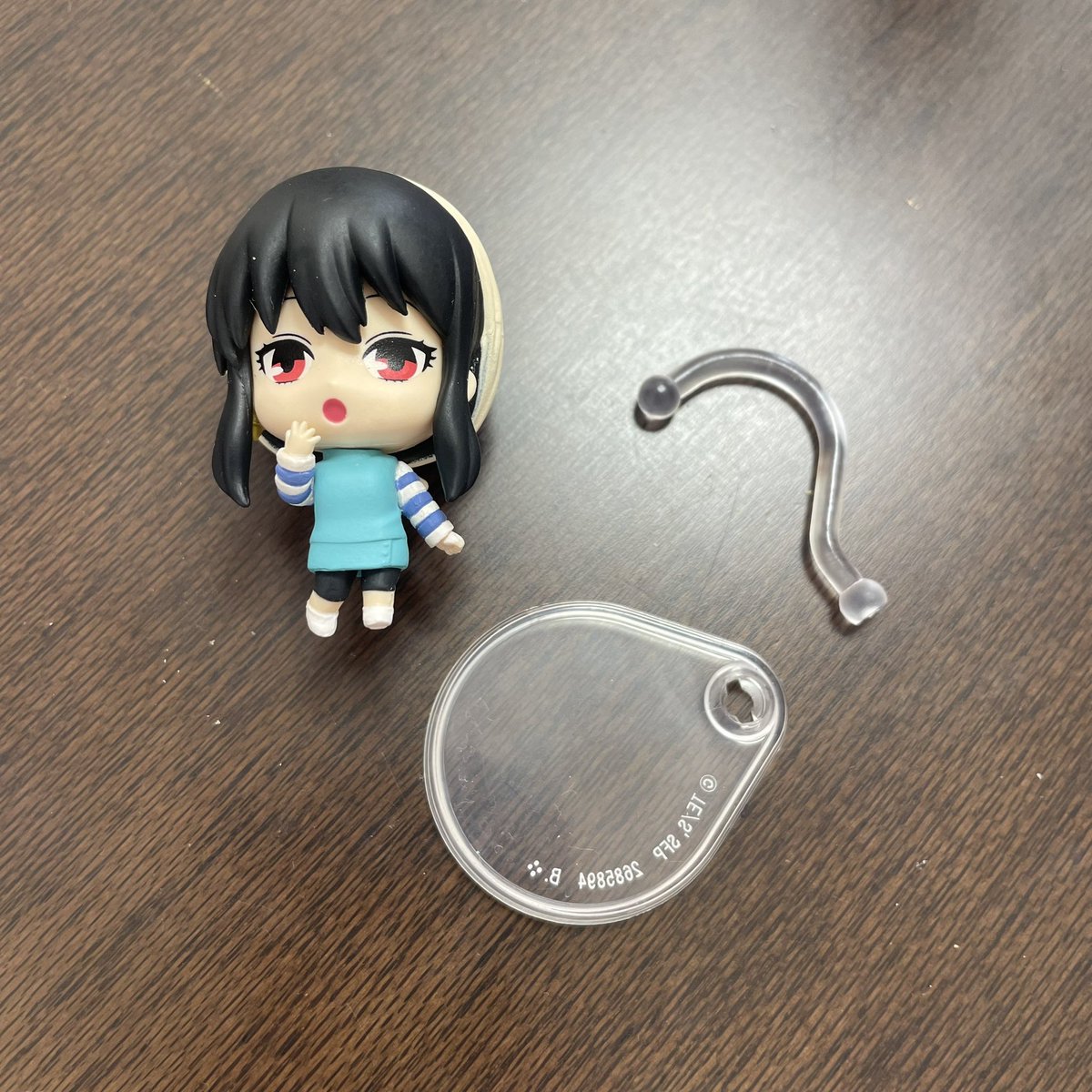 ha_yk17's tweet photo. ボンドかアーニャ欲しかった...
それにしても台座が硬すぎてハマらないけどこのシリーズってみんなそうなのかな？
コツとかあるのかな、、、教えて欲しい😂 https://t.co/WUnZutrR82