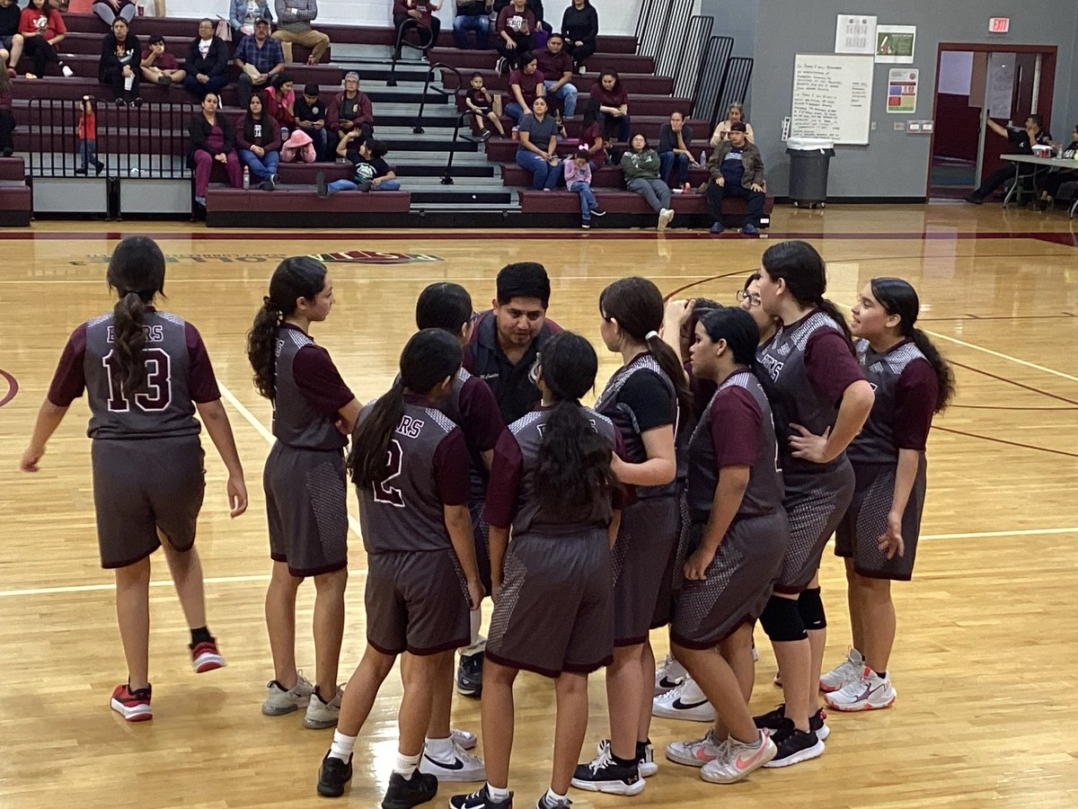 Raul Yzaguirre Middle School tweet media