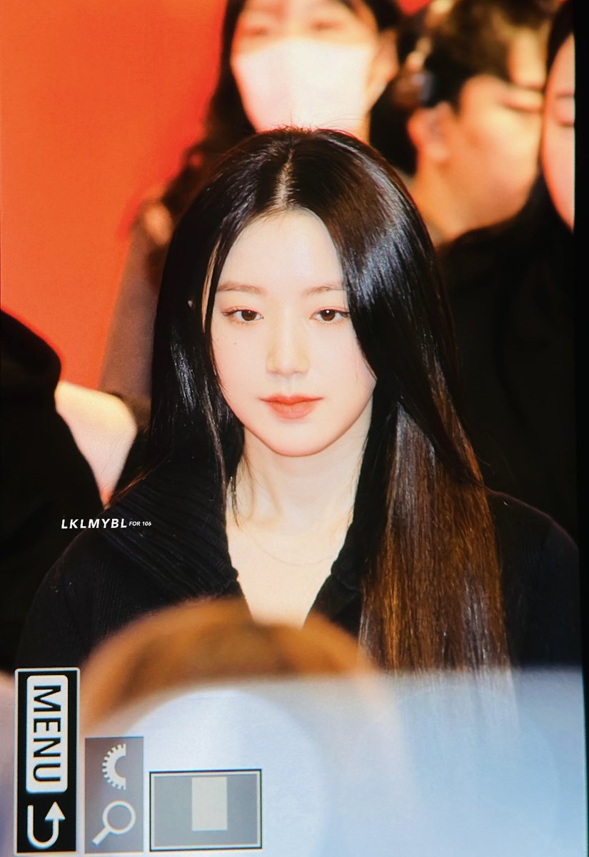 lklmybl's tweet photo. 231117 배리 BARRIE 

🖤🖤🖤

#GIDLE #슈화 #SHUHUA #舒華 #舒华
#여자아이를 #シュファ https://t.co/VrBmFJvhDV