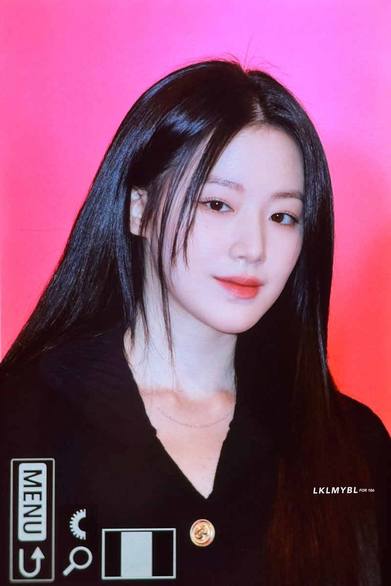 lklmybl's tweet photo. 231117 배리 BARRIE 

🖤🖤🖤

#GIDLE #슈화 #SHUHUA #舒華 #舒华
#여자아이를 #シュファ https://t.co/VrBmFJvhDV