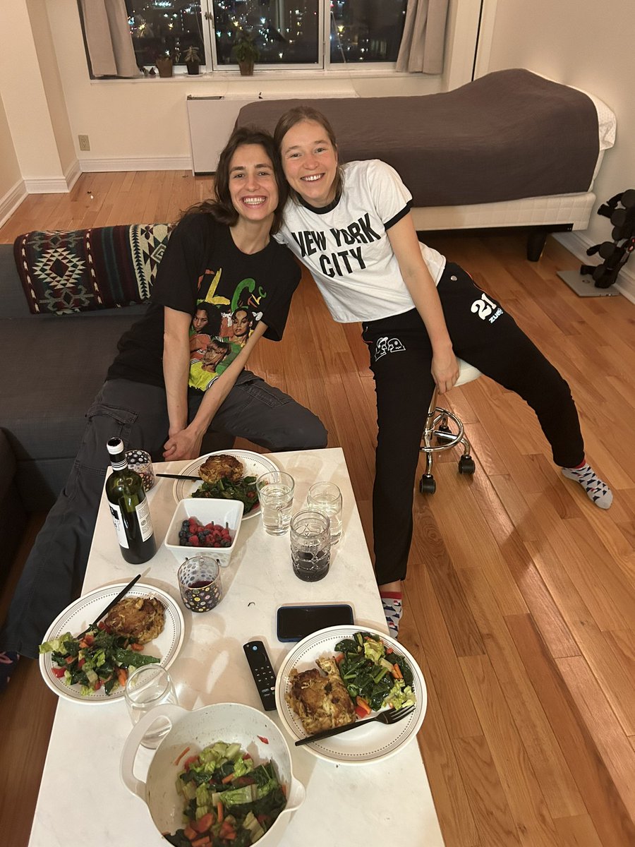 king elisabeth (@eeparksalot) on Twitter photo 