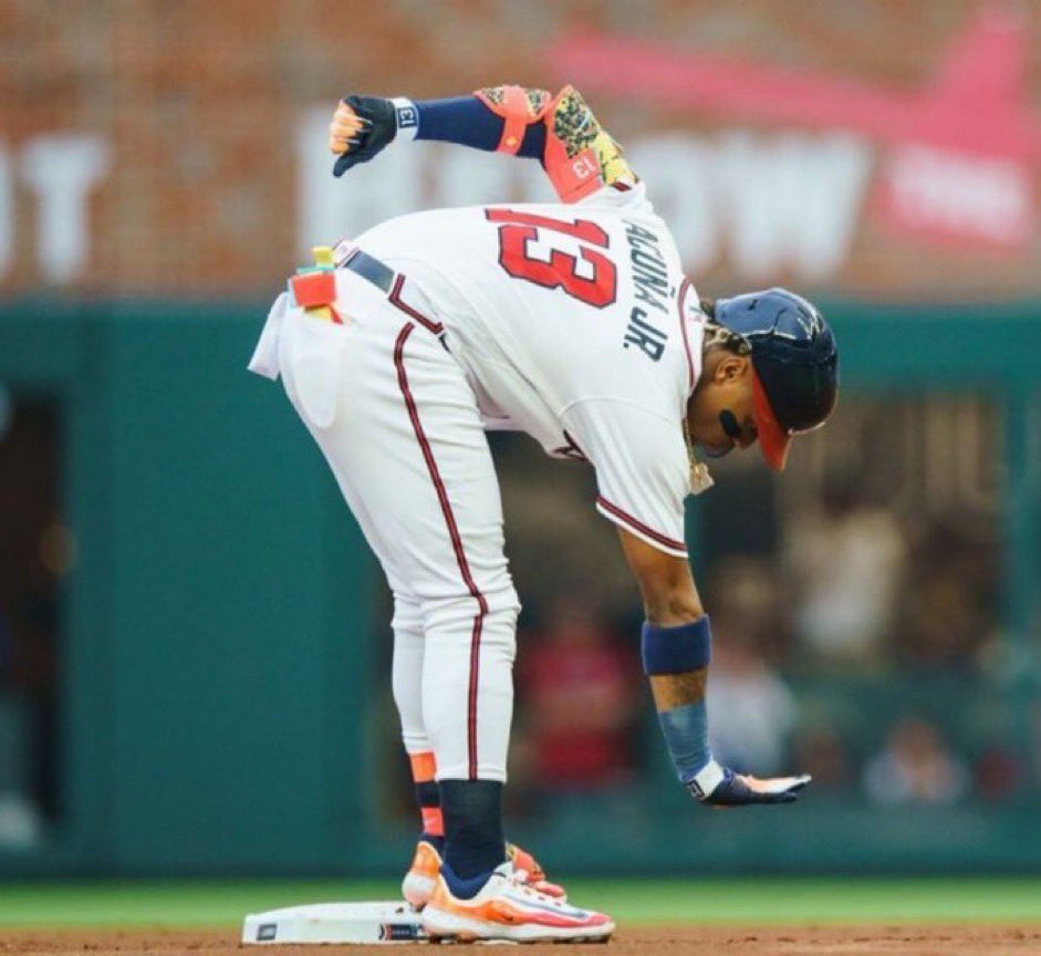 Exoticxbl's tweet photo. @MLBONFOX @ronaldacunajr24 @Braves https://t.co/nXUqm65OLK