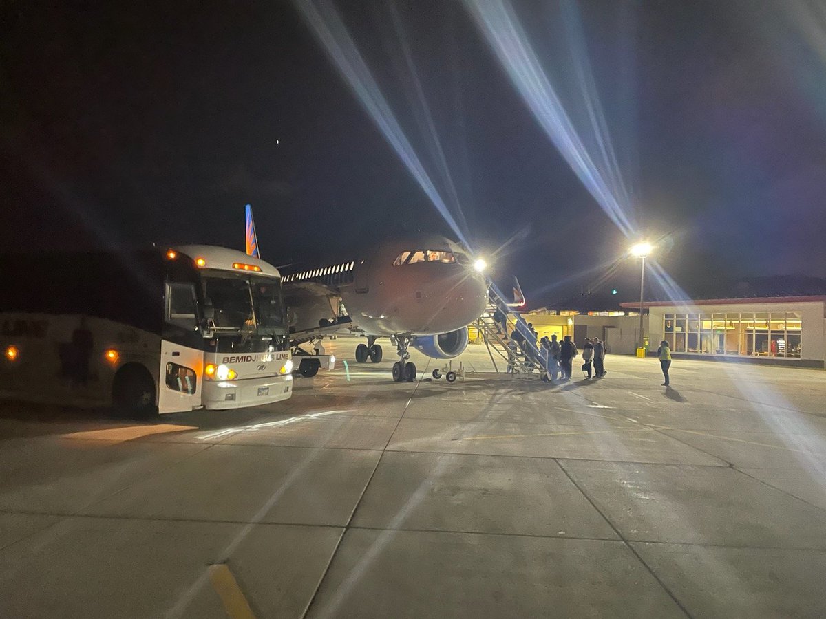 BemidjiBus's tweet photo. Proud to transport @BSUBeaversFB for their NCAA Playoff trip to Texas! Safe travels and thank you for having us part of another great season. Go Beavers! https://t.co/55chNsKrlX