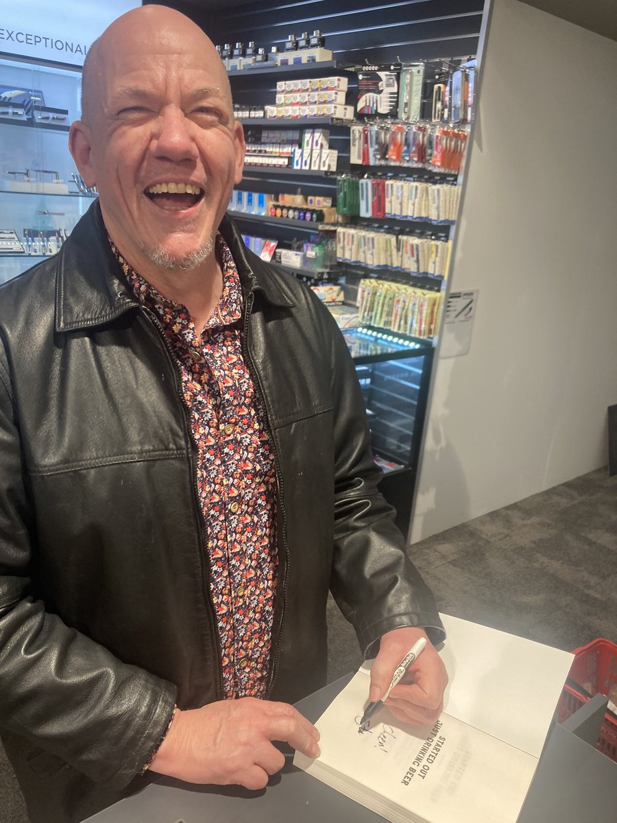 Great to drop by <a href="/Dymocksbooks/">@dymocksbooks</a> in Sydney and get the rock star treatment. Signed books till my wrist got sore, so hopefully you can find that special gift for the lover of 80s and 90s Oz Rock in your life to read over summer. Thanks Jon Page and team!