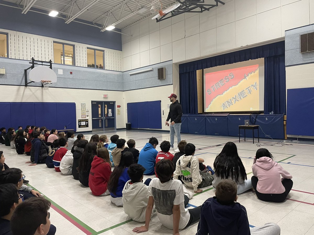 Holy Spirit School tweet media